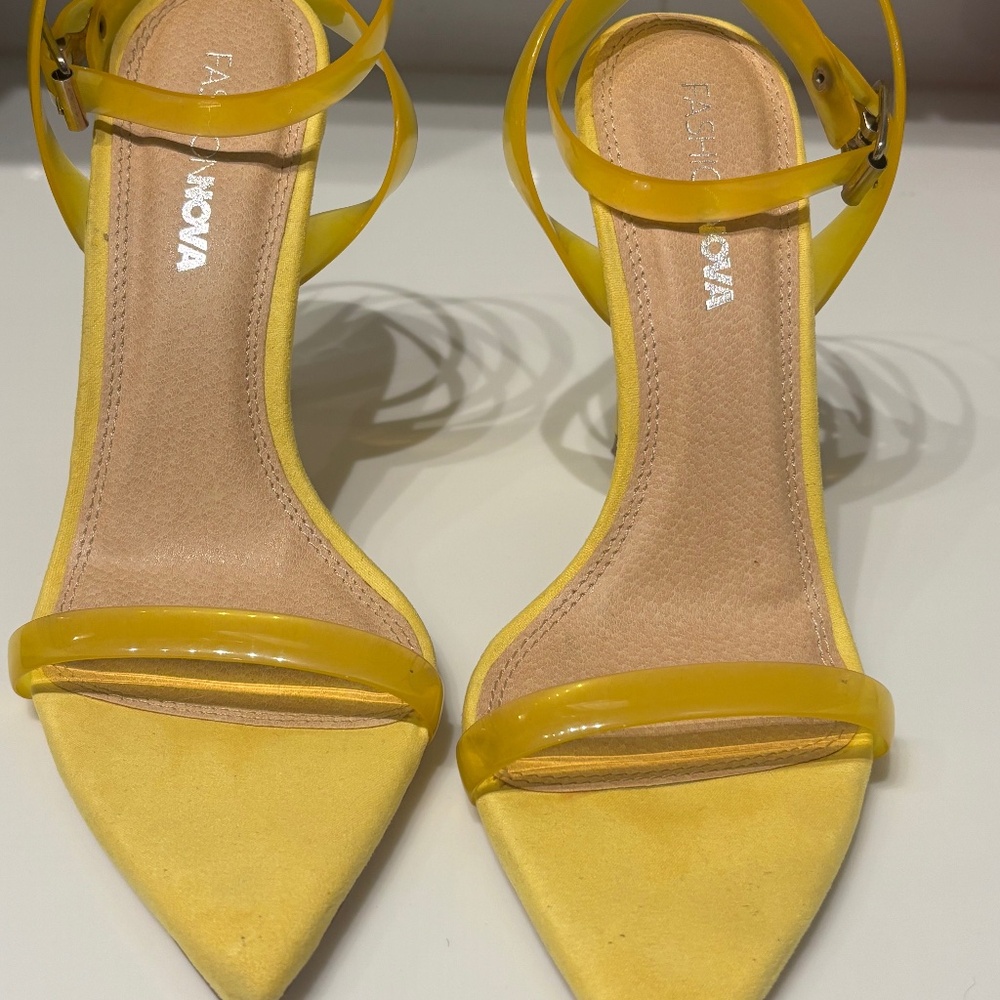 💛 Fashion Nova Yellow Clear Strap Heels